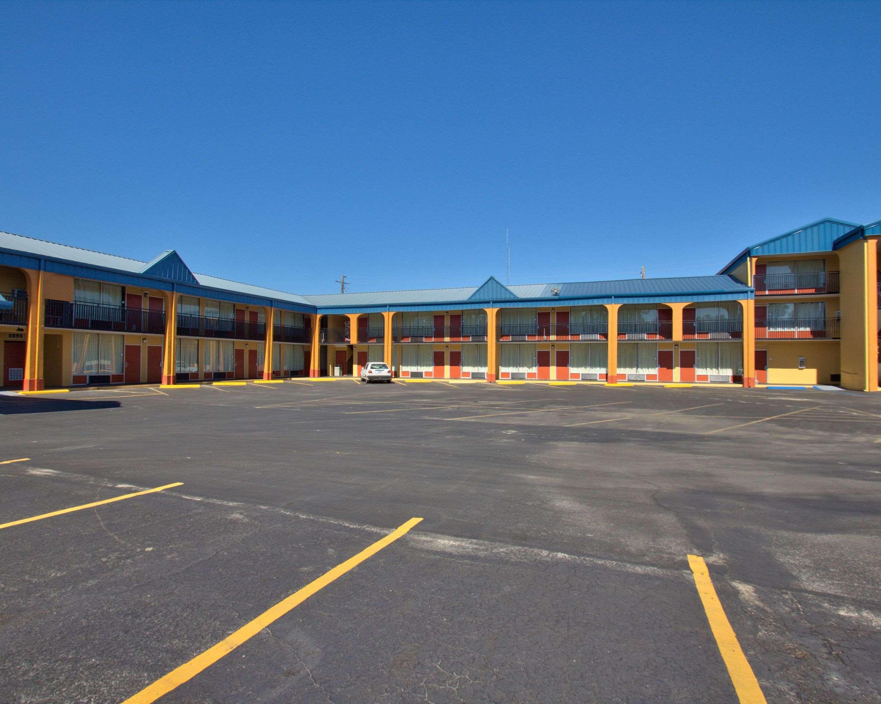 Econo Lodge Donalsonville Екстер'єр фото