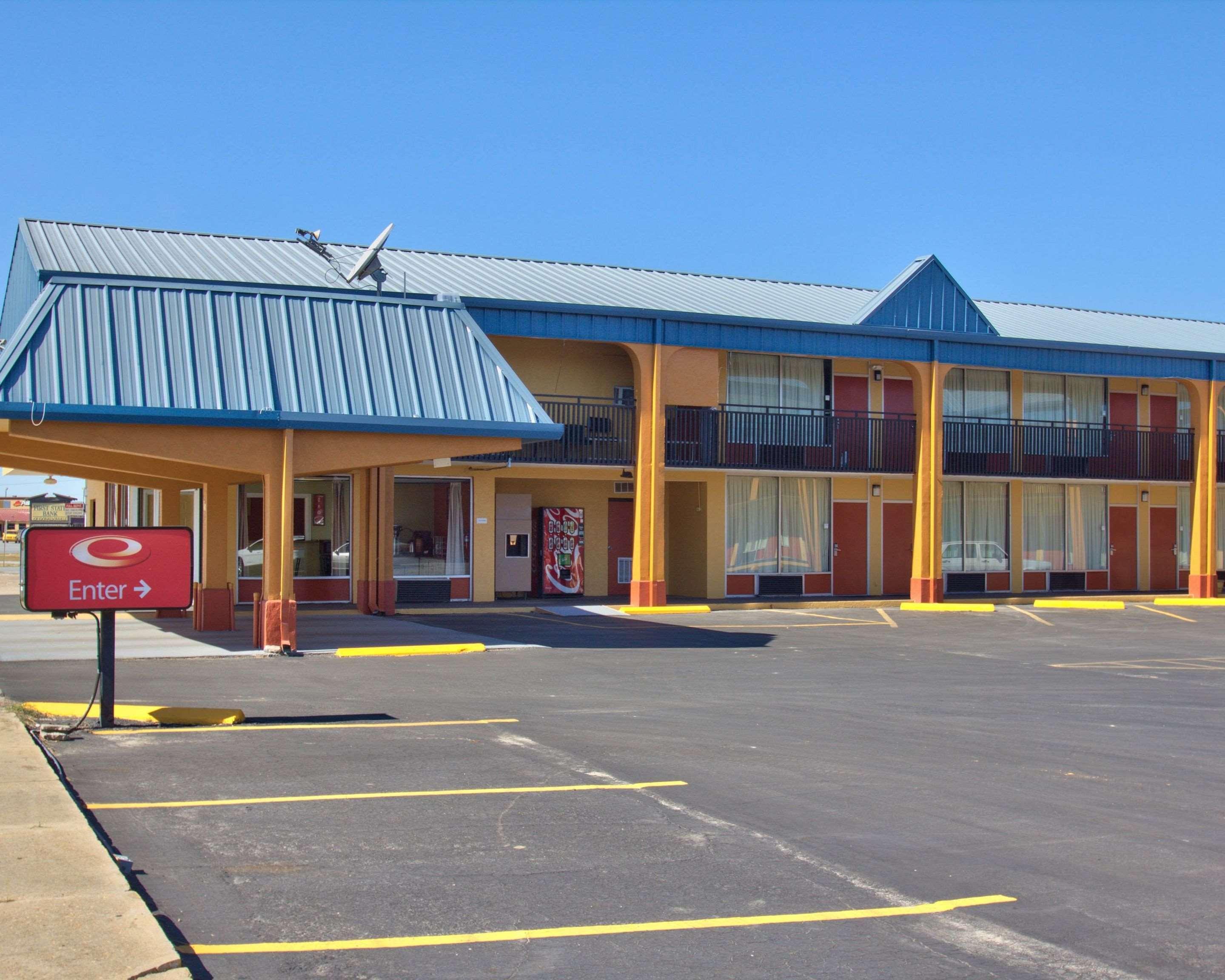 Econo Lodge Donalsonville Екстер'єр фото